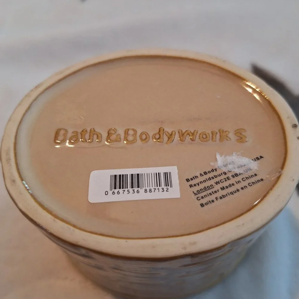 Bath & Body Works Retired‎ Apple Wicker Basket Ceramic Toiletry Bathroom Holder